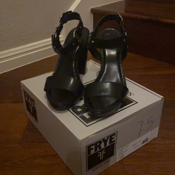 Frye open toe leather shoes - Picture 3 of 6